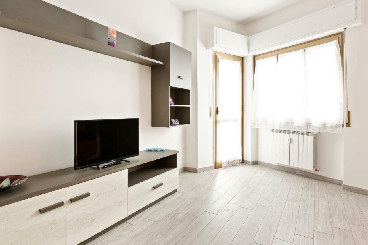Renewed Balcony Flat With Green Garden Milan Extérieur photo